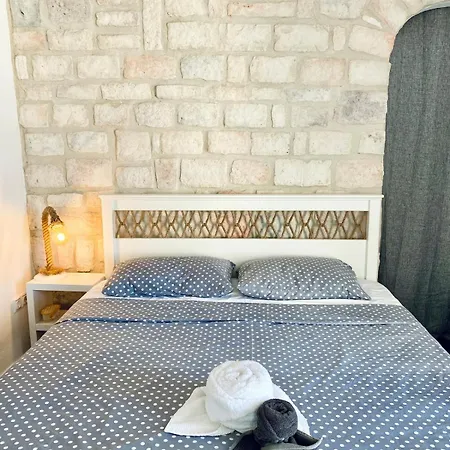 Parikia Stay-helios Páros