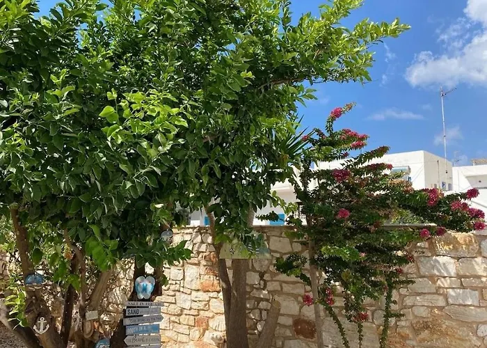 Semesterbostad Parikia Stay-helios